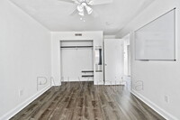 1301 Hampton Blvd photo'