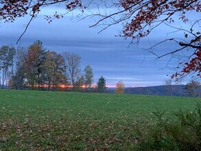 293 Bear Hill Rd in Loudon, NH - Building Photo - Building Photo