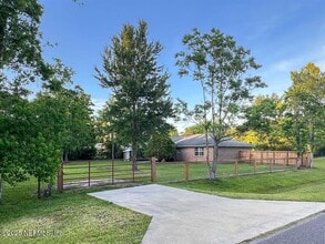 54071 Armstrong Rd in Callahan, FL - Building Photo - Building Photo