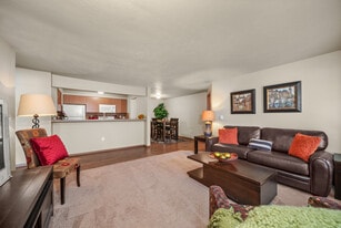 Rock Creek in Spokane, WA - Building Photo