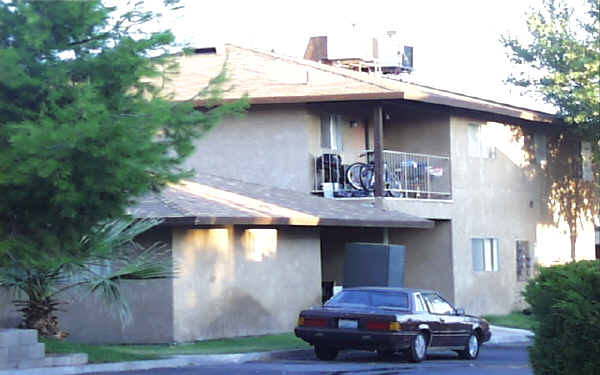 1321 Barstow Rd in Barstow, CA - Building Photo - Building Photo