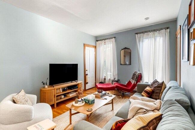 7 Flagg St in Cambridge, MA - Building Photo - Building Photo
