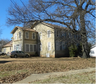 931 Faulkner St in Conway, AR - Building Photo