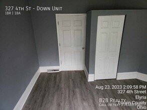 327 4th St in Elyria, OH - Building Photo - Building Photo