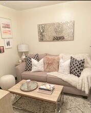 265 Bolton St, Unit 2 in Boston, MA - Foto de edificio - Building Photo