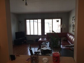 2619 W Agatite Ave, Unit 3C in Chicago, IL - Foto de edificio - Building Photo