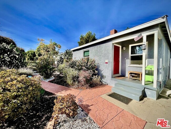 property at 3017 Urban Ave