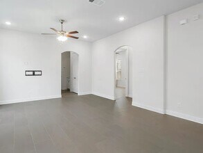 8211 Agarito Way in Dallas, TX - Building Photo - Building Photo