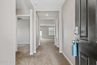 9051 Tahoe Ln in Jacksonville, FL - Building Photo - Building Photo