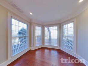 1050 Swan Mill Ct in Suwanee, GA - Building Photo - Building Photo