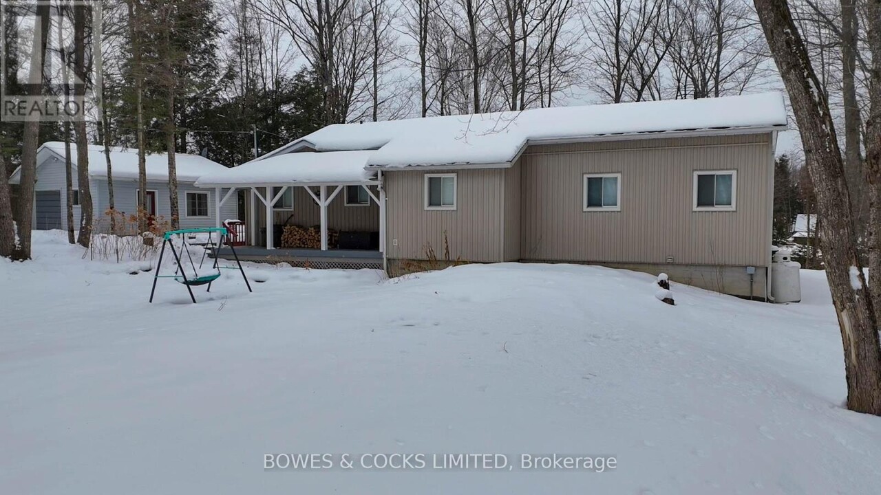 233 Doc Evans Rd in North Kawartha, ON - Building Photo