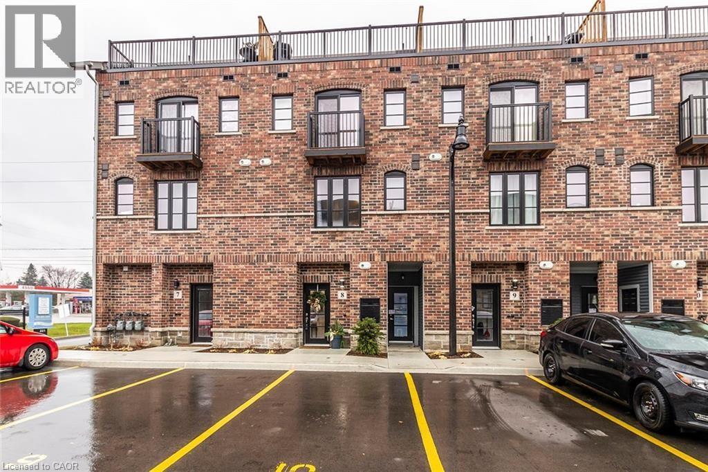 219 Dundas St E in Hamilton, ON - Building Photo