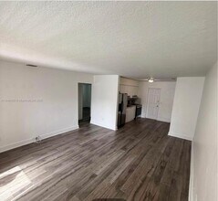1344 NE 110th Terrace in Miami, FL - Building Photo - Building Photo