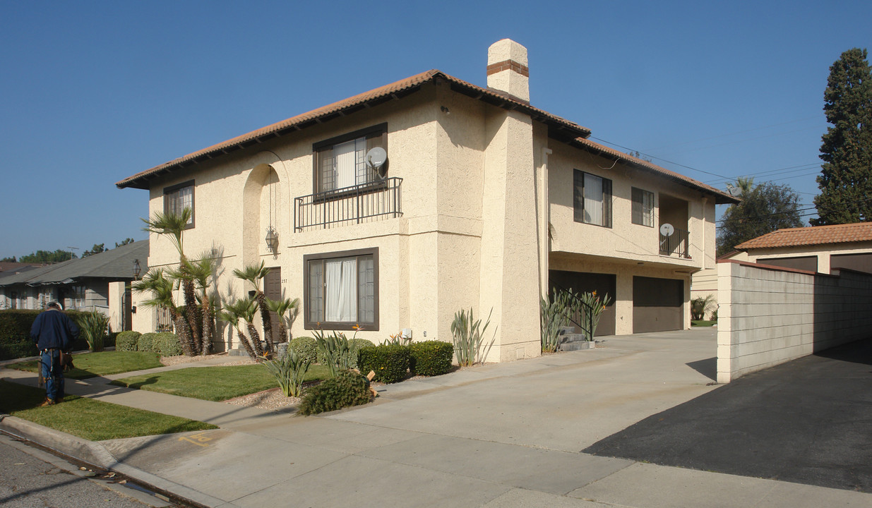 235 Orlando Way in Covina, CA - Building Photo