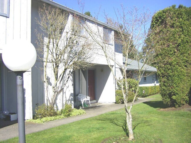 19870-19876 NW Rock Creek Blvd in Portland, OR - Building Photo - Building Photo