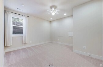 2032 Arch Dr in Falls Church, VA - Building Photo - Building Photo