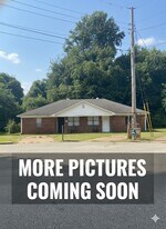 29-31-31 Lennon Cove in Jackson, TN - Building Photo