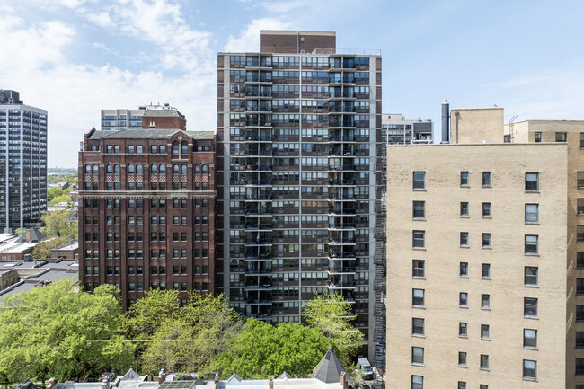 Park View Tower in Chicago, IL - Foto de edificio - Building Photo