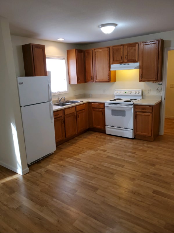 469 Berea Church Rd in Hendersonville, NC - Foto de edificio - Building Photo