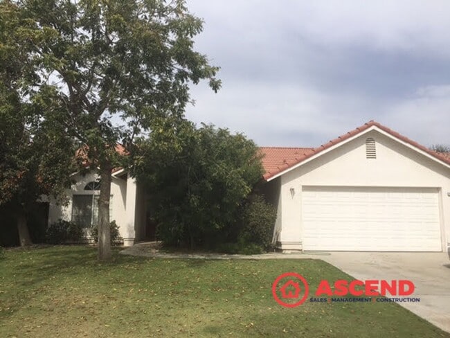 14424 Kathleen Ave in Bakersfield, CA - Building Photo - Building Photo
