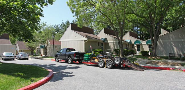 Shalom Square in Columbia, MD - Building Photo - Building Photo