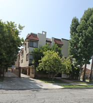 1152 Justin Ave Apartments