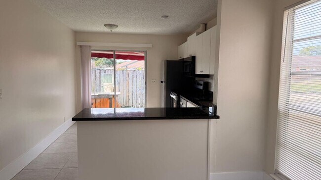 4774 Orleans Ct in West Palm Beach, FL - Building Photo - Building Photo