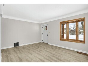 3744 Perry Ave N in Minneapolis, MN - Building Photo - Building Photo