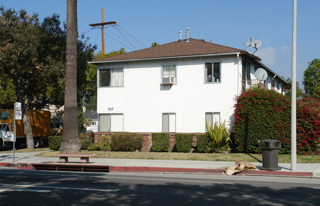 527 E Chevy Chase Dr in Glendale, CA - Building Photo - Building Photo