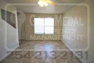 1103 Lansberry Ct in Killeen, TX - Building Photo - Building Photo