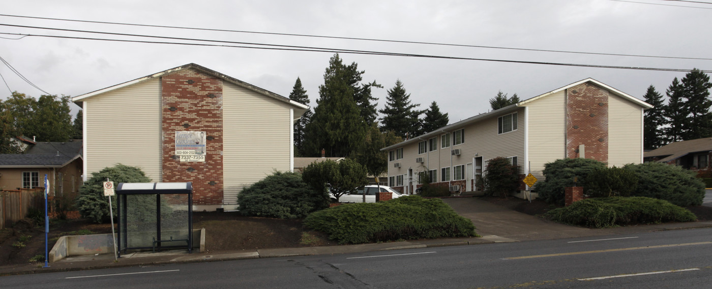 Terrace Garden Apartments in Portland, OR - Foto de edificio