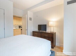 1085 Boylston St, Unit 103 in Boston, MA - Building Photo - Building Photo