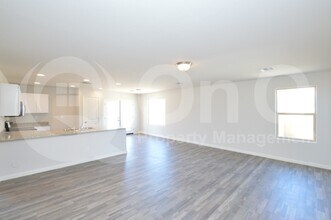 777 Silvercreek Ln in Casa Grande, AZ - Building Photo - Building Photo