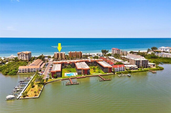 19700 Gulf Blvd in Indian Shores, FL - Building Photo - Building Photo