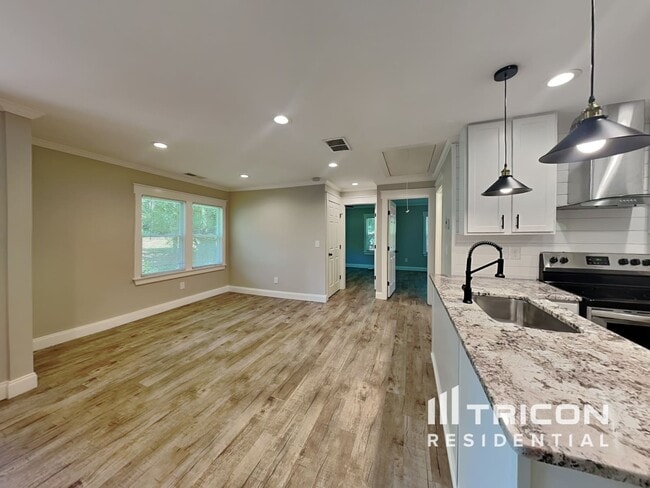 2077 Sandtown Rd SW in Marietta, GA - Building Photo - Building Photo