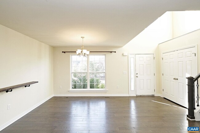 115 Reedy Creek Rd in Louisa, VA - Building Photo - Building Photo