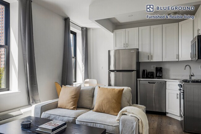45 W 81st St-Unit -FL9-ID2009 in New York, NY - Building Photo - Building Photo