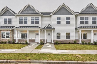 219 Ansley Wy in Lebanon, TN - Foto de edificio - Building Photo