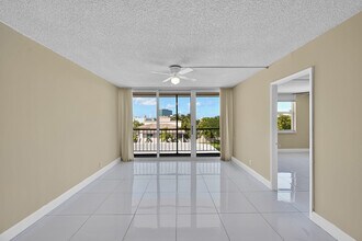 4501 NE 21st Ave in Fort Lauderdale, FL - Foto de edificio - Building Photo