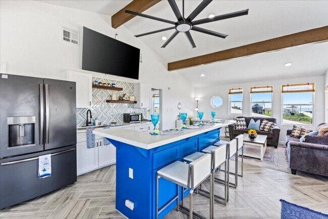 920 17th St in Port Bolivar, TX - Building Photo - Building Photo