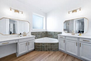 13611 Cotton Way in Cove, TX - Building Photo