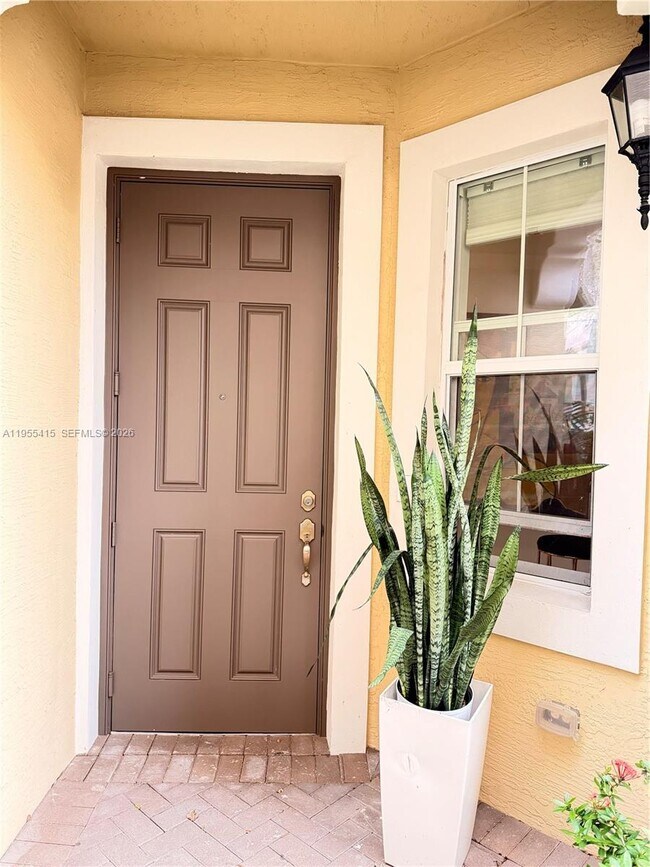 12450 NW 32nd Manor in Sunrise, FL - Building Photo - Building Photo