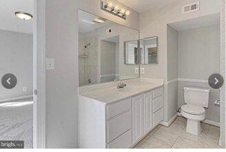 3906 Penderview Dr, Unit Penderbrook in Fairfax, VA - Building Photo - Building Photo