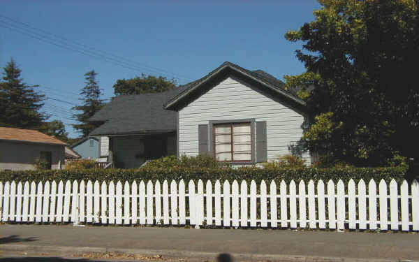 732 Wright St in Santa Rosa, CA - Building Photo - Building Photo