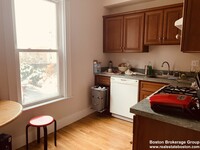 22 Parker Hill Ave, Unit 1 in Boston, MA - Foto de edificio - Building Photo