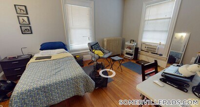 8 A Forest St in Cambridge, MA - Building Photo - Building Photo