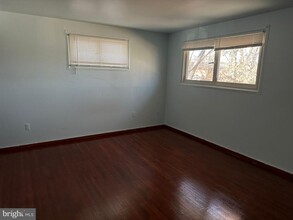 6836 Forest Terrace in Hyattsville, MD - Building Photo - Building Photo