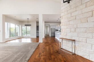 6605 Peralto Cove in Austin, TX - Building Photo - Building Photo