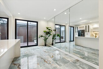 1201 McDuffie St in Houston, TX - Foto de edificio - Building Photo