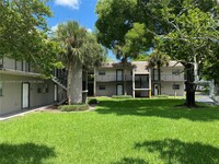 6720 Nova Dr in Davie, FL - Foto de edificio - Building Photo